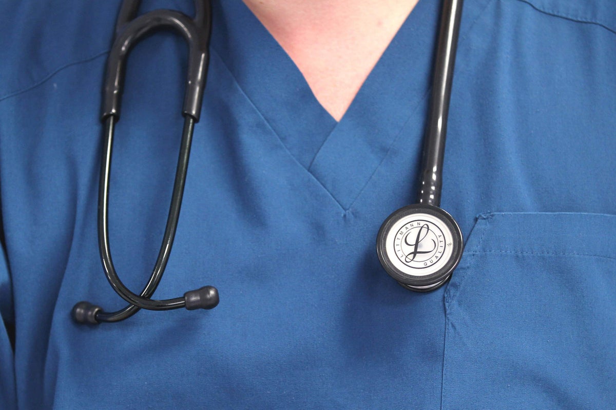 Slowdown in European doctors working in NHS following Brexit, says think tank