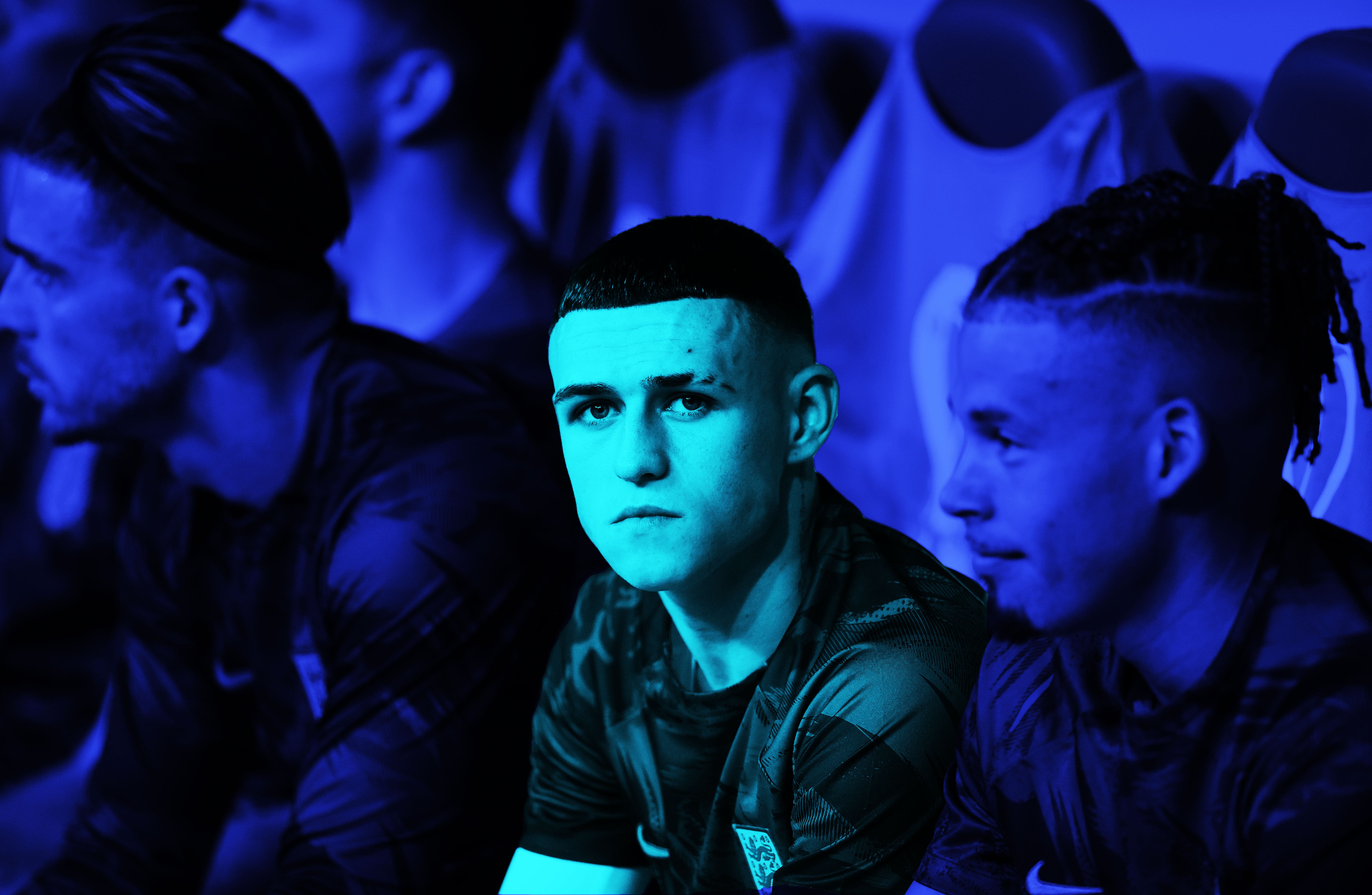 why-phil-foden-does-not-play-in-midfield-for-england-explained