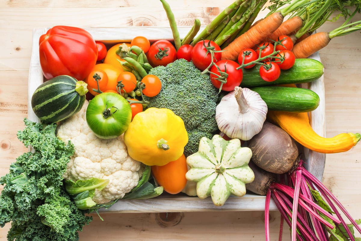 野菜、全粒穀物、豆が豊富な食事は「大腸がんのリスクを減らす」