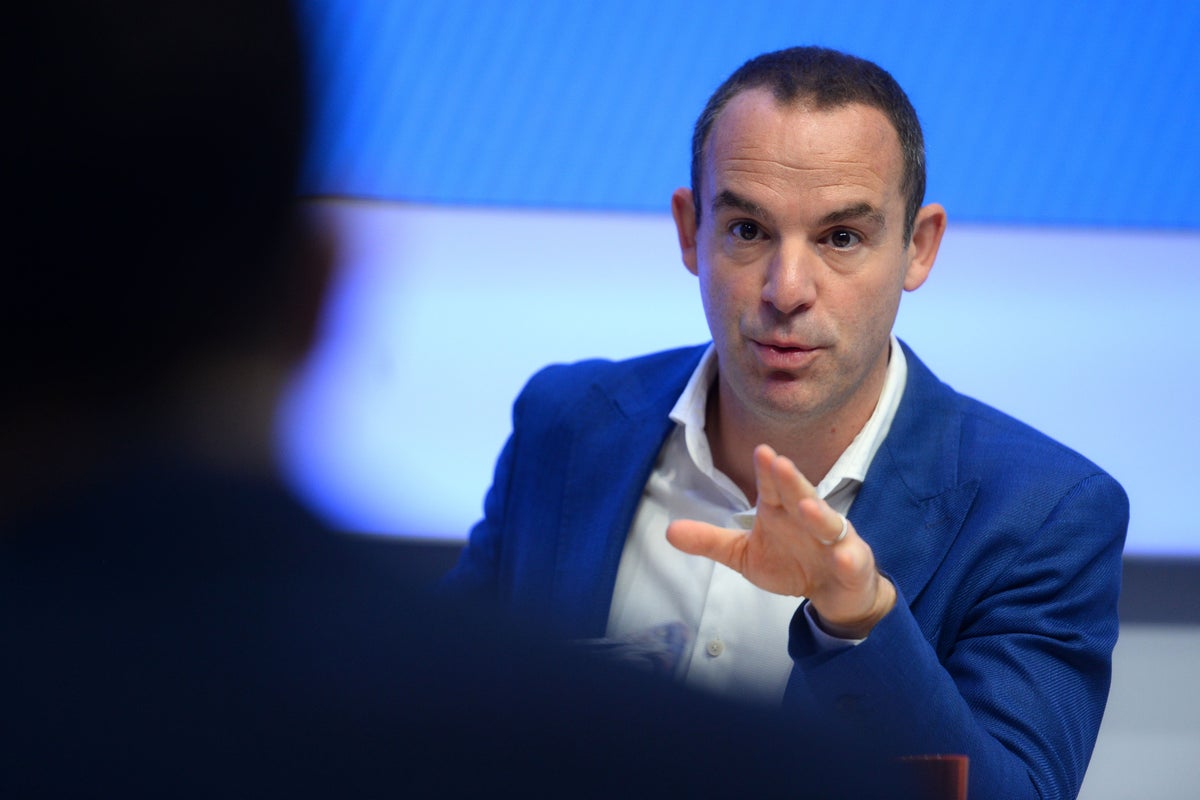 Martin Lewis explains the cheapest way to dry laundry