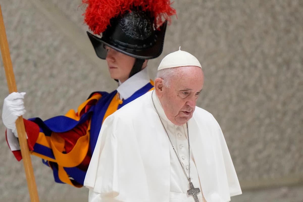 Russia protests pope comments as Vatican seeks to mediate