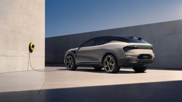 <p>The Lotus Eletre charges at up to 350 kW </p>