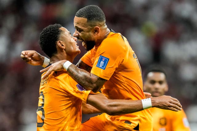 MUNDIAL HOLANDA-QATAR