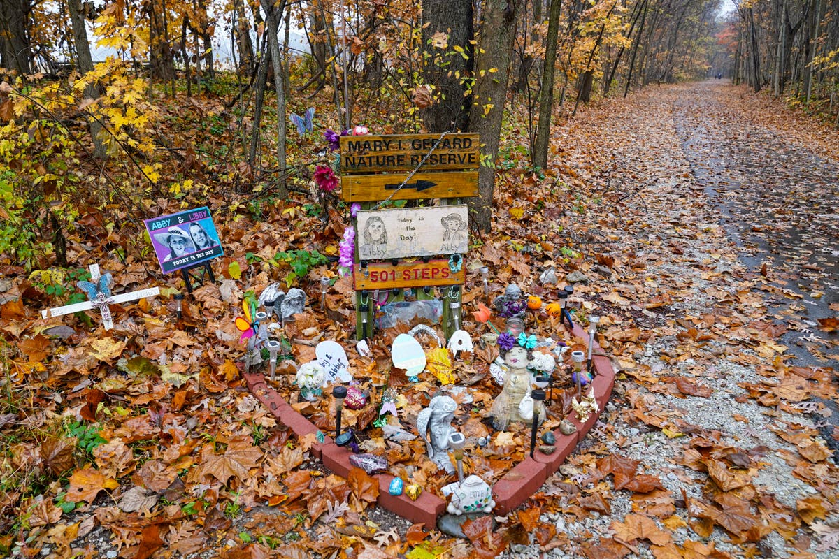 Lawyers for man accused of killing 2 Indiana teens want move