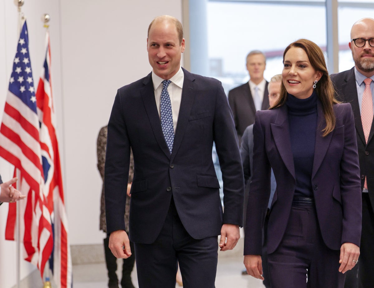‘Utterly delightful’ William and Kate photographed flying commercial to Boston for climate ceremony
