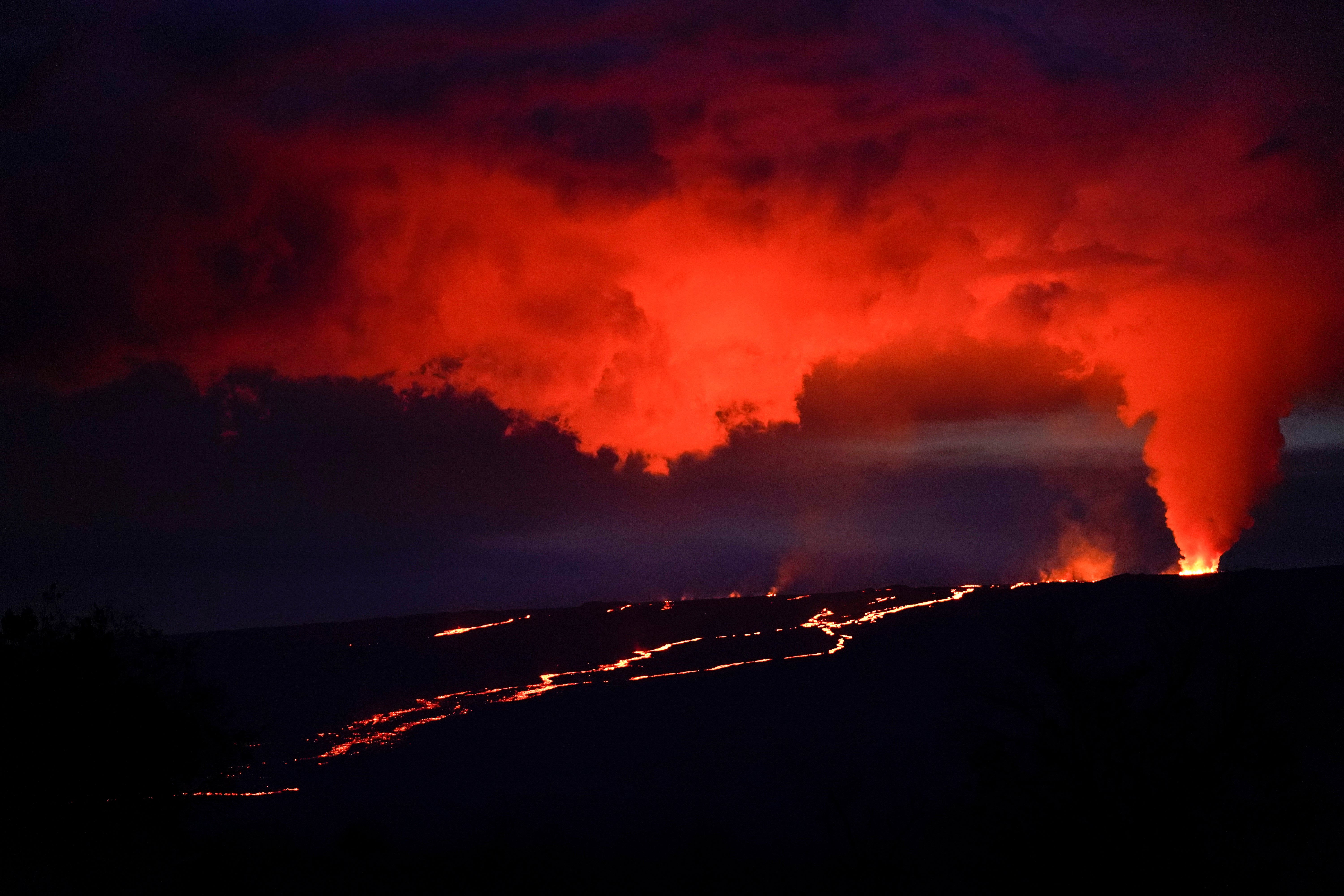 Hawaii Volcano Carbon Monitor