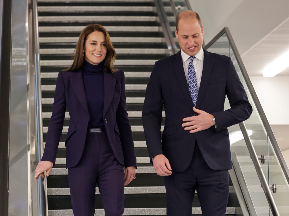 Prince William and Kate Middleton praised as &lsquo;power couple&rsquo; over matching suits for first Boston appearance