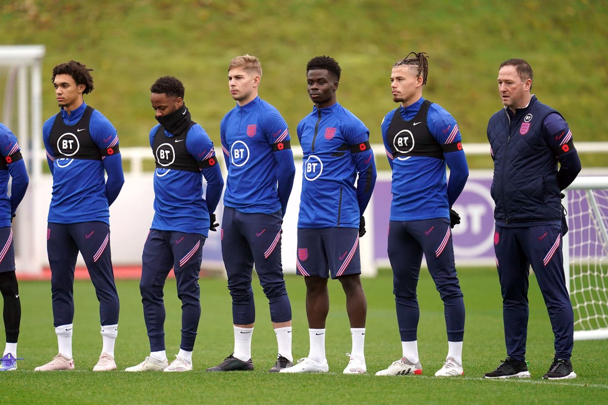 Kalvin Phillips backs Steve Holland to keep England grounded in knockout stages