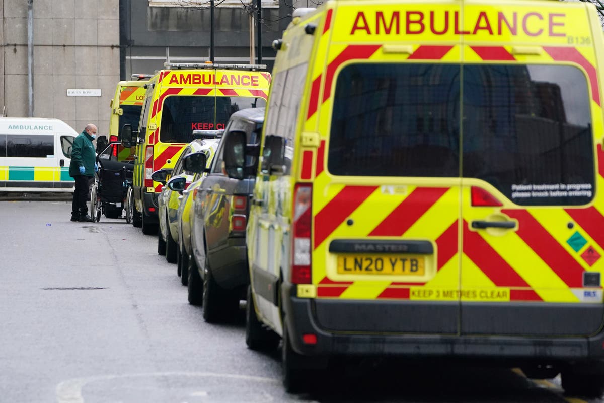 Nearly one in three ambulance patients waiting at least 30 minutes for A&E handover