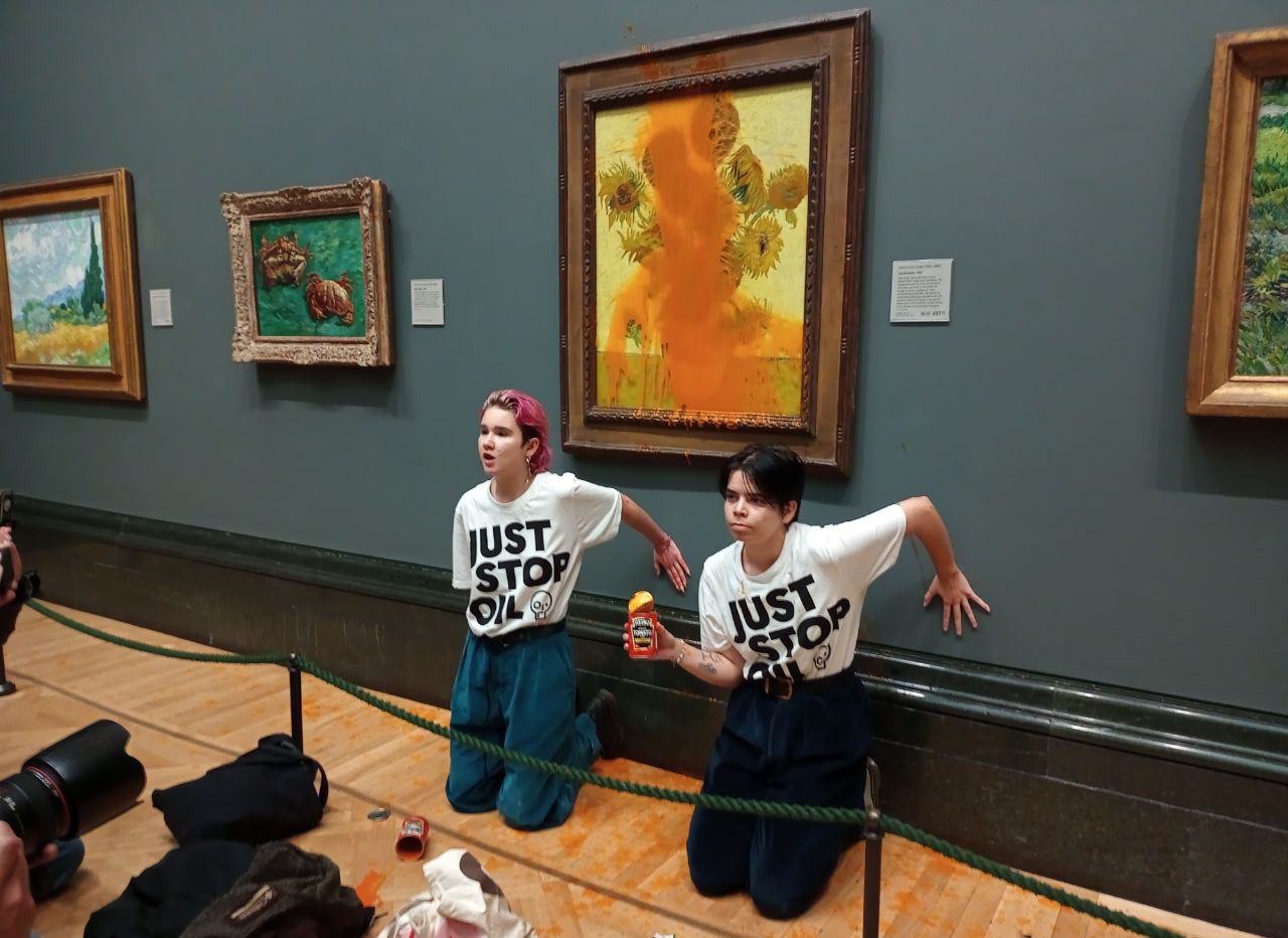 <p>Protesters throw soup on Van Gogh’s famous sunflower artwork, valued over £72 million</p>