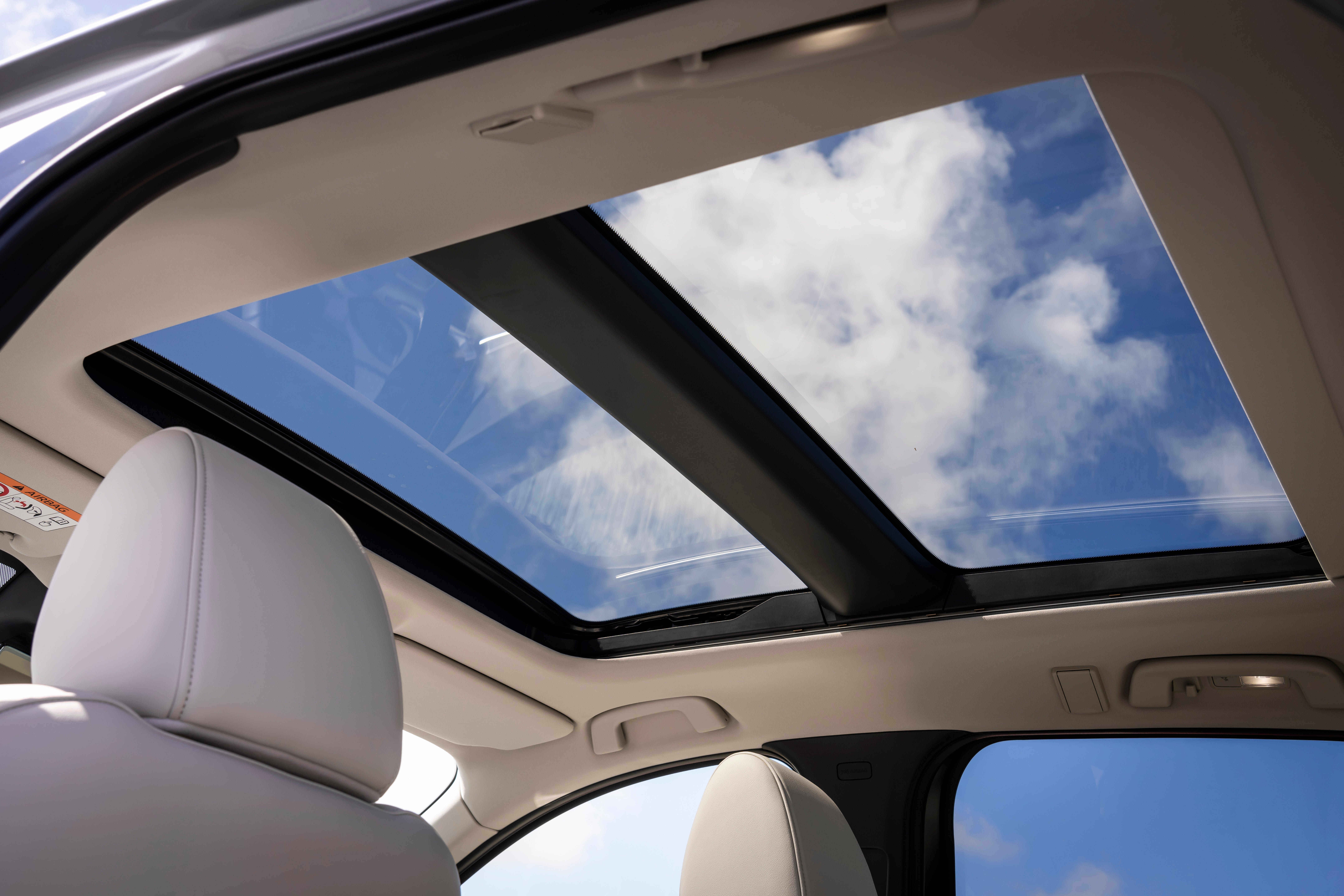 You get to enjoy a full-length panoramic glass sunroof