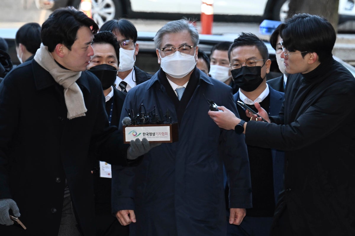 Seoul arrests ex-top security official over border killing