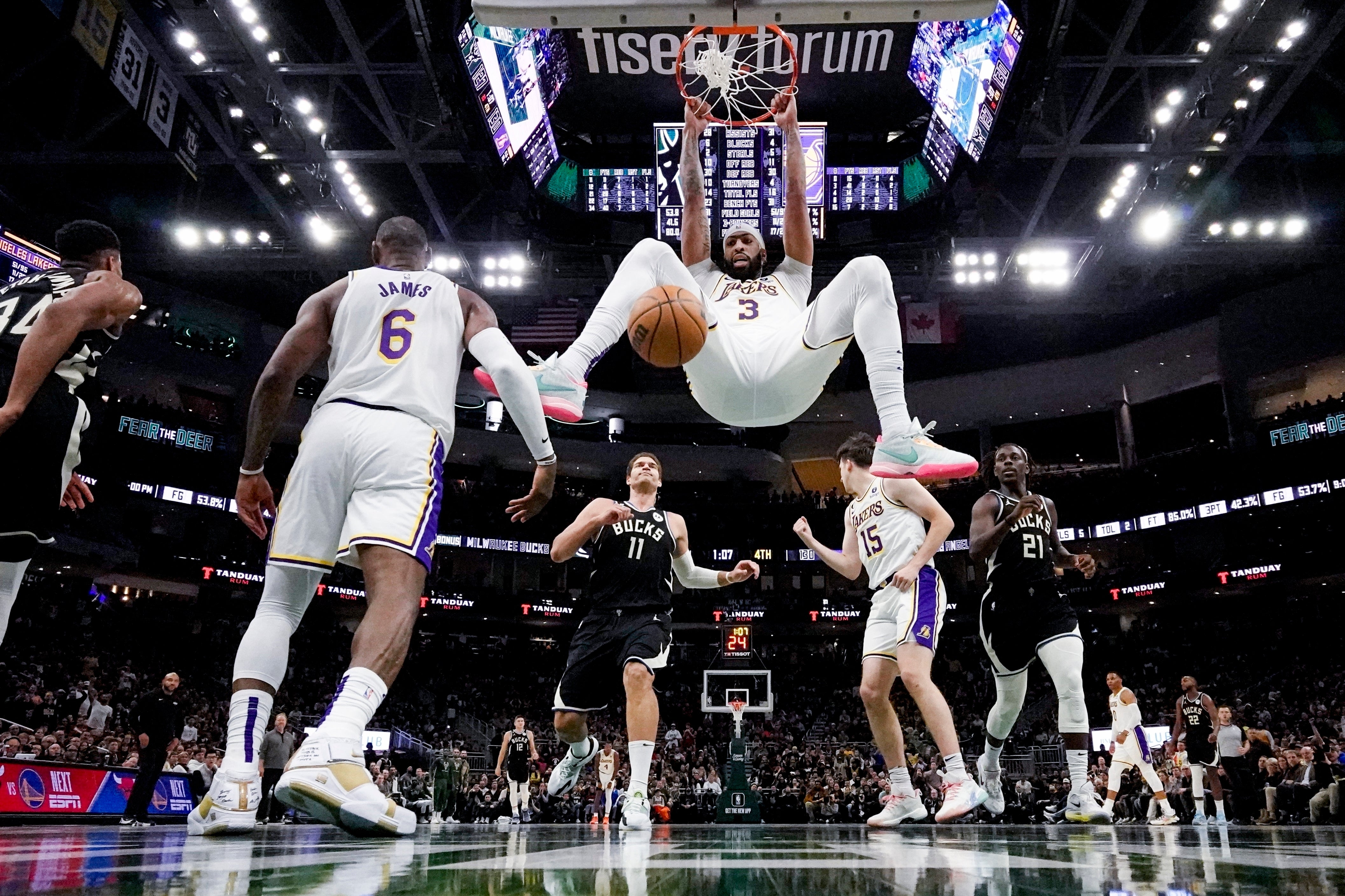 Lakers, Con 44 Puntos De Davis, Superan A Bucks 133-129 | Independent ...