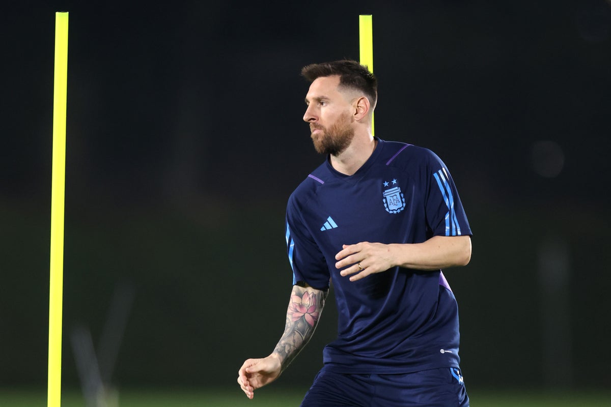 Argentina vs Australia LIVE: World Cup 2022 team news and line-ups as Lionel Messi begins knockout quest
