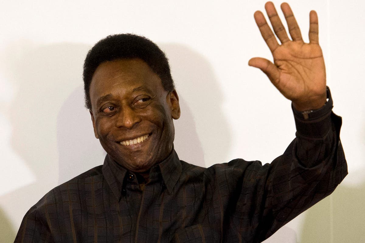 Pele strong with a lot of hope amid health concerns