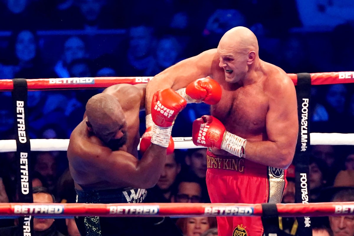 Tyson Fury calls out Oleksandr Usyk for blockbuster world heavyweight fight