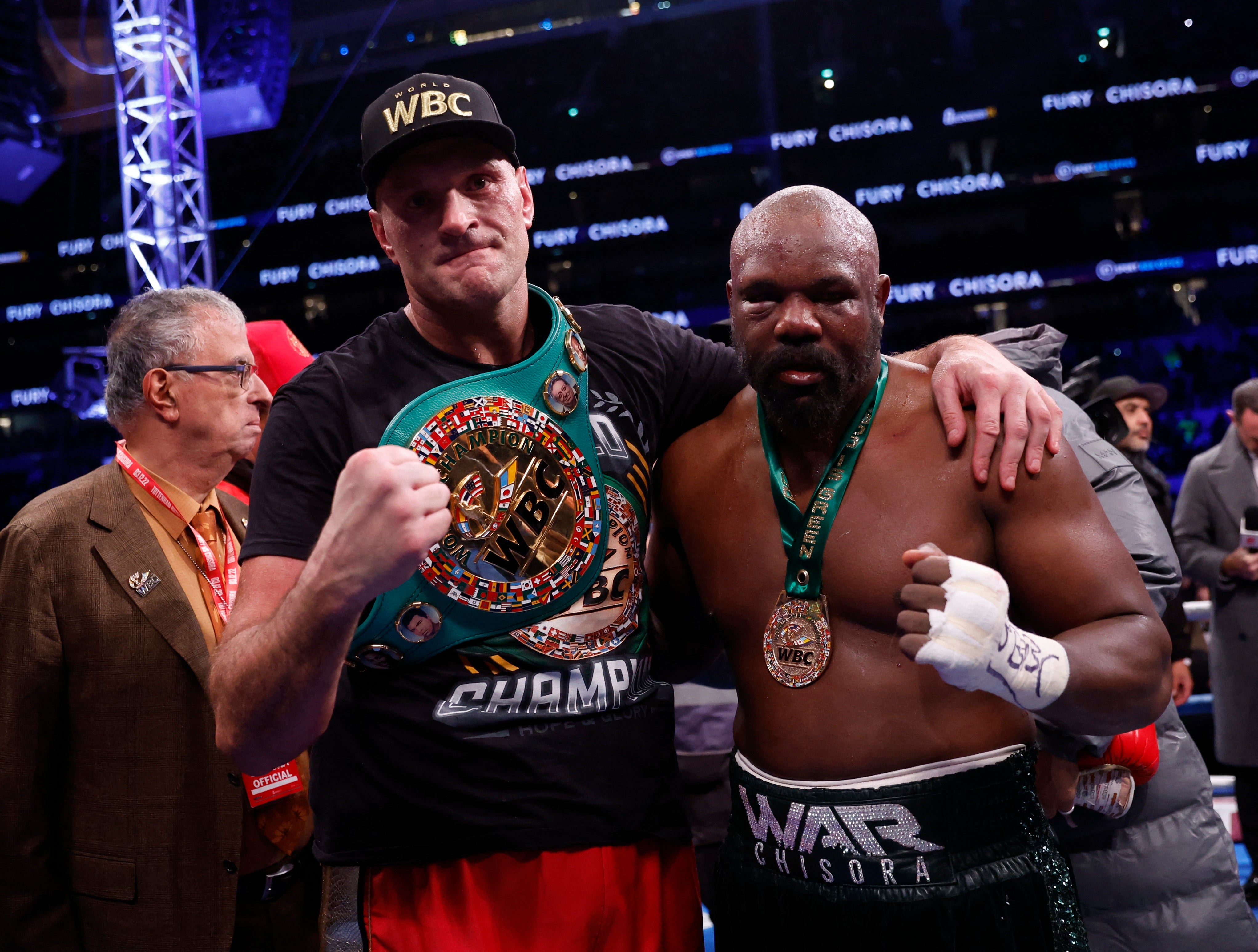 Fury and Chisora pose for a picture after their fight