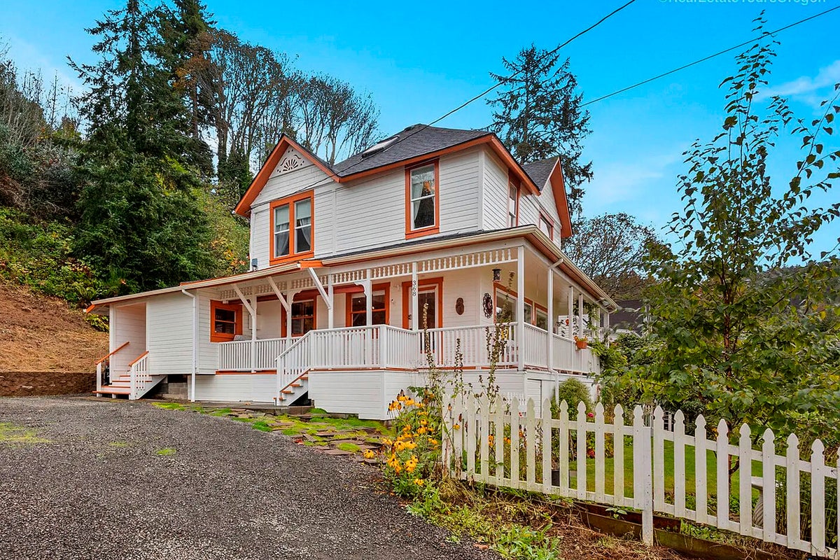 A fan is buying the ‘Goonies’ house in Oregon for $1.7M
