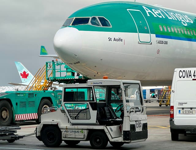 <p>Departing Dublin: Aer Lingus Airbus A330 prepares to fly to the US</p>