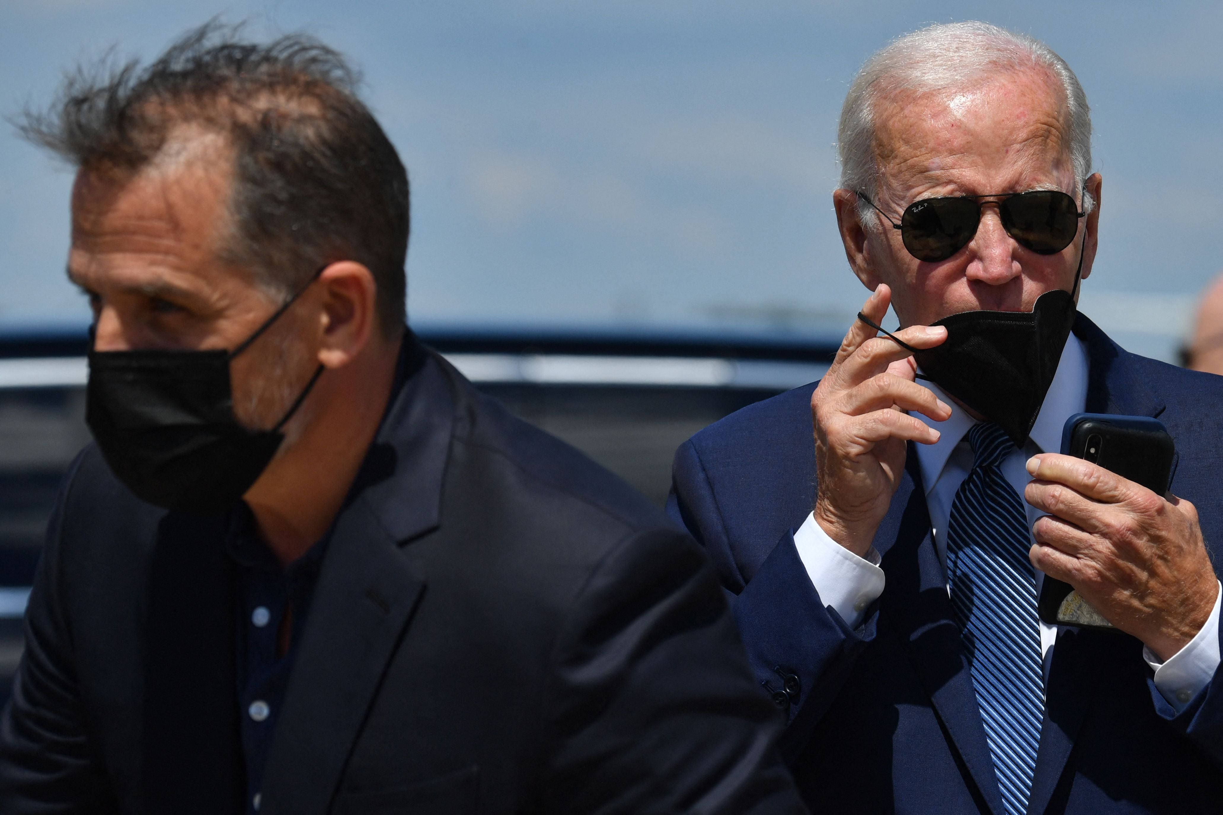 Reports suggest investigators do have enough evidence for possible charge of Joe Biden’s son Hunter (l)