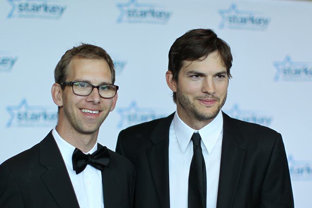 <p>Michael Kutcher and Ashton Kutcher</p>
