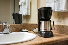 ‘Unhinged’ man’s post goes viral after he uses hotel kettle to cook chicken on business trip