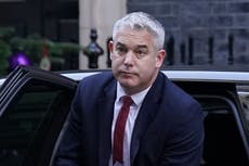 Steve Barclay accused of ‘belligerence’ after refusing to discuss nurses’ pay at strike talks