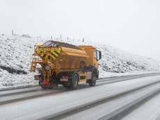 UK weather - live: Cold snap with temperatures of -10C and snow to last ‘seven days’