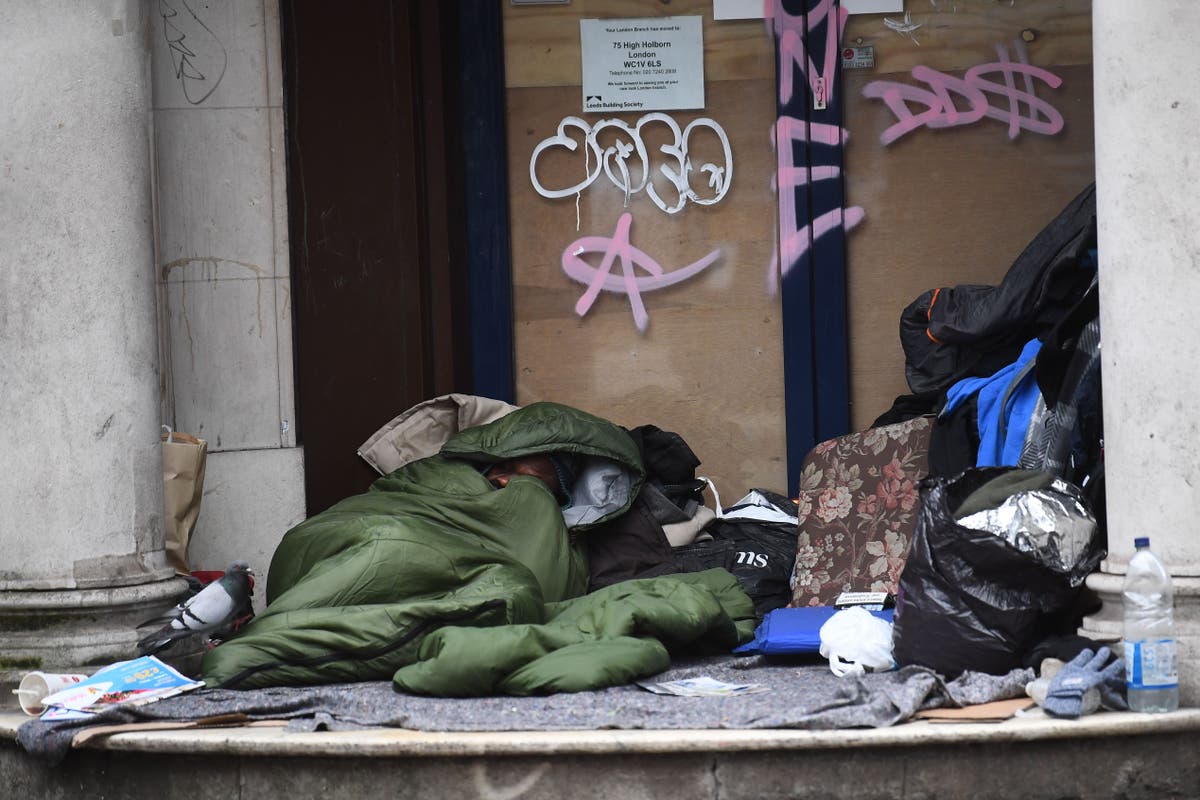 Homeless people in London to be sheltered as temperatures drop below freezing