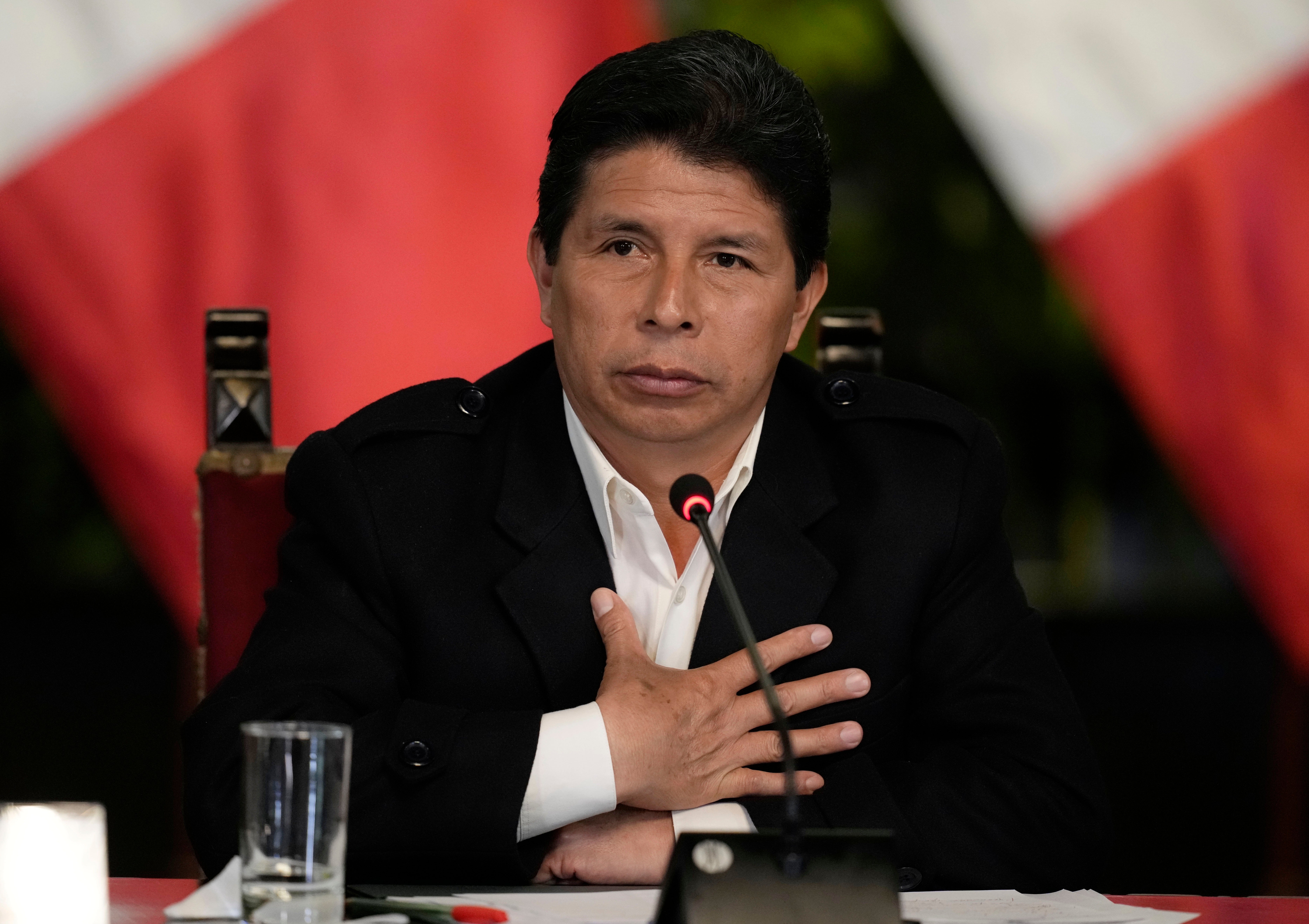 PERÚ-PRESIDENTE DESTITUCIÓN