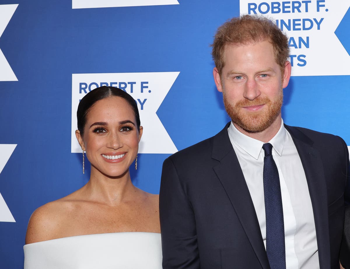 British royal reporters condemn Meghan and Harry docuseries before it’s aired British royal reporters condemn Meghan and Harry docuseries before it’s aired