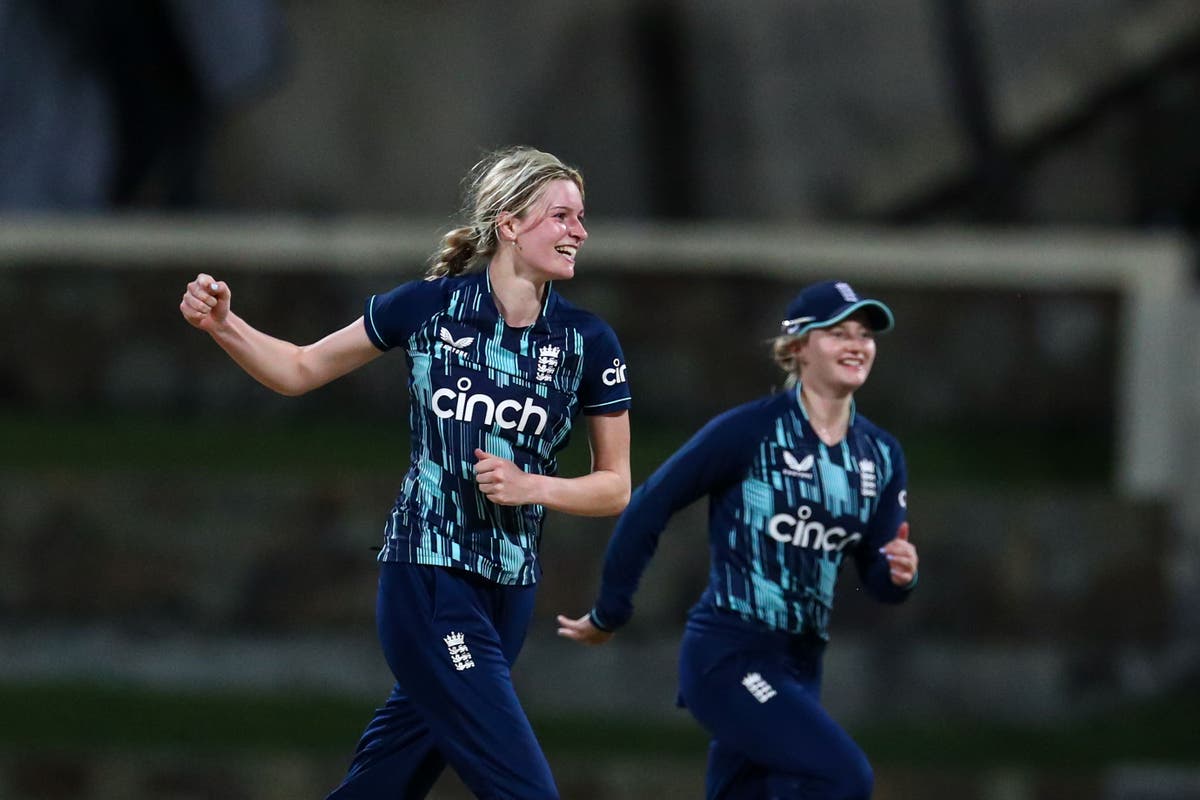 Lauren Bell backed to lead England’s seam attack for years to come