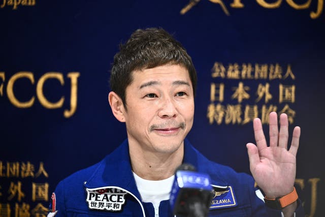 <p> In this photo from 7 January  2022, Japanese billionaire Yusaku Maezawa attends a press conference in Tokyo</p>