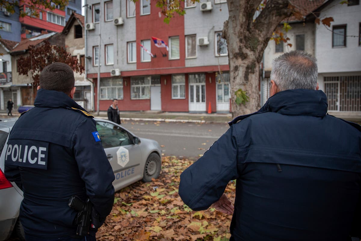 Новое нападение. Полиция Косово. Полиция Сербии. Провинция полиция. Правительство Сербии.