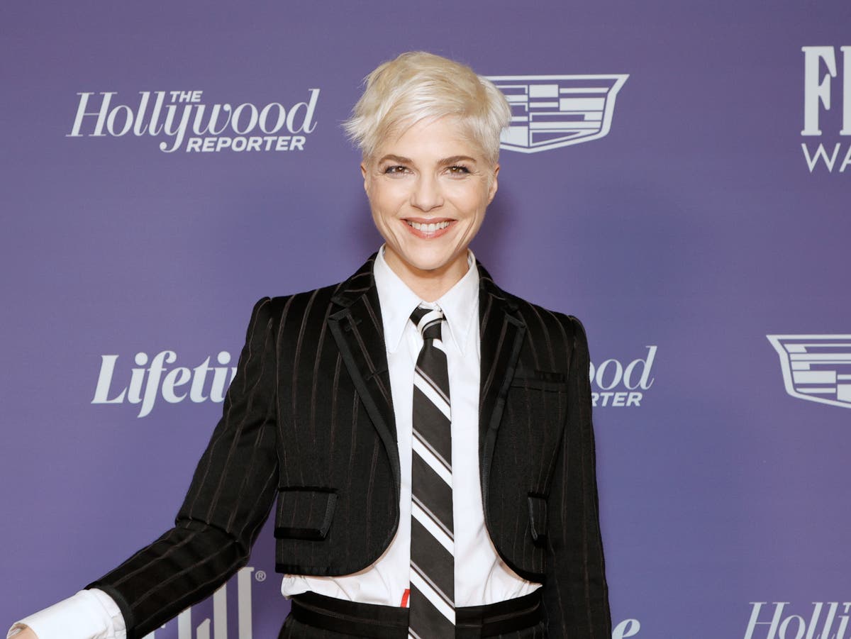 Selma Blair says doctors thought her MS symptoms were &lsquo;psychosomatic&rsquo;