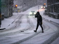 Snow sweeps UK after coldest night of the year 