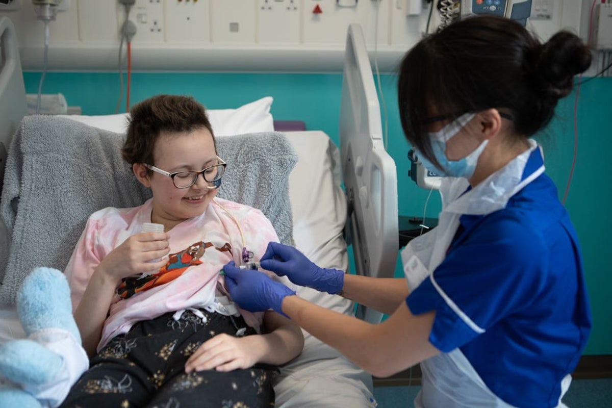 Girl, 13, ‘leukaemia-free’ after world-first use of cell engineering therapy