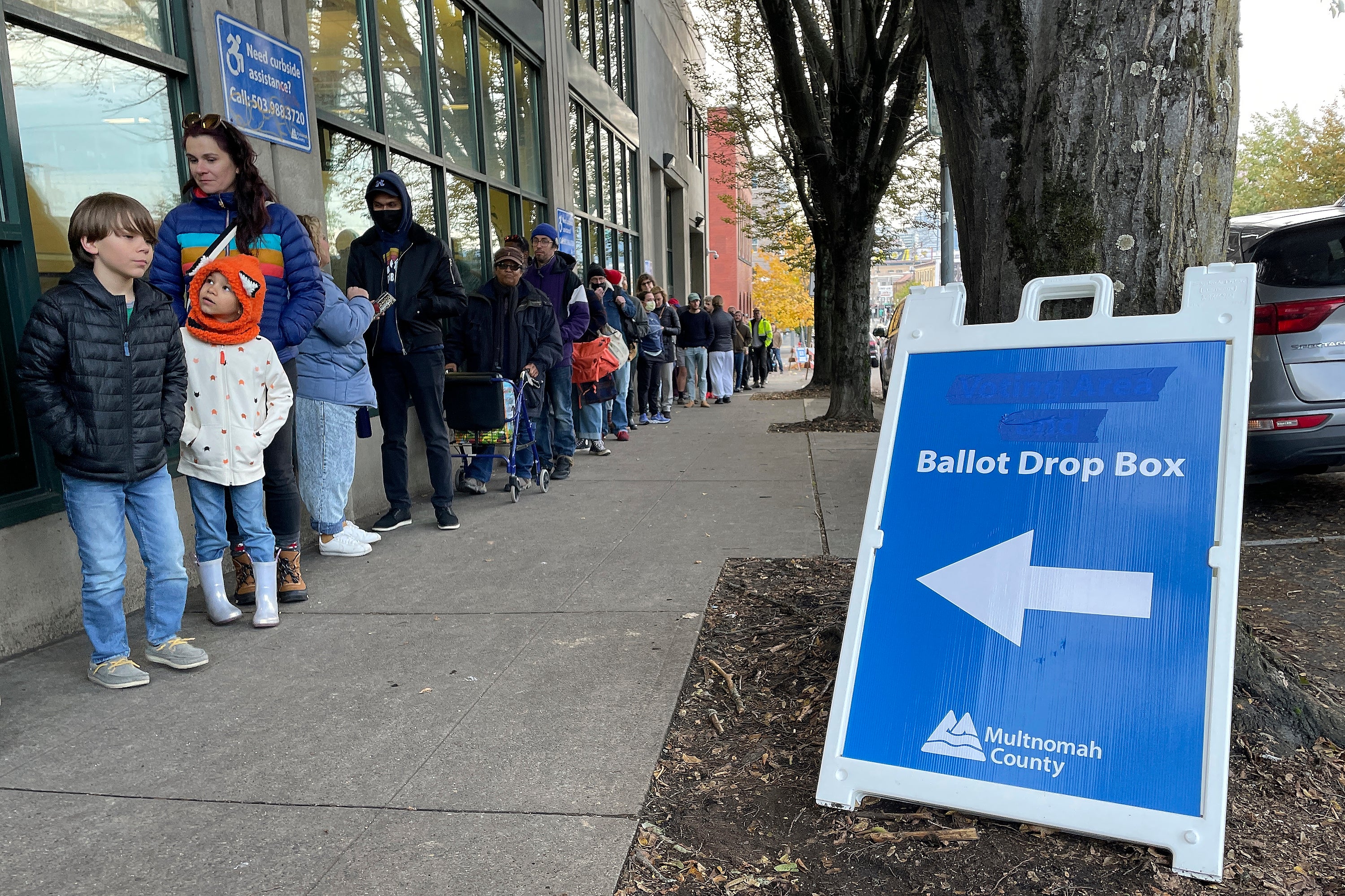 Oregon Election Director Quits