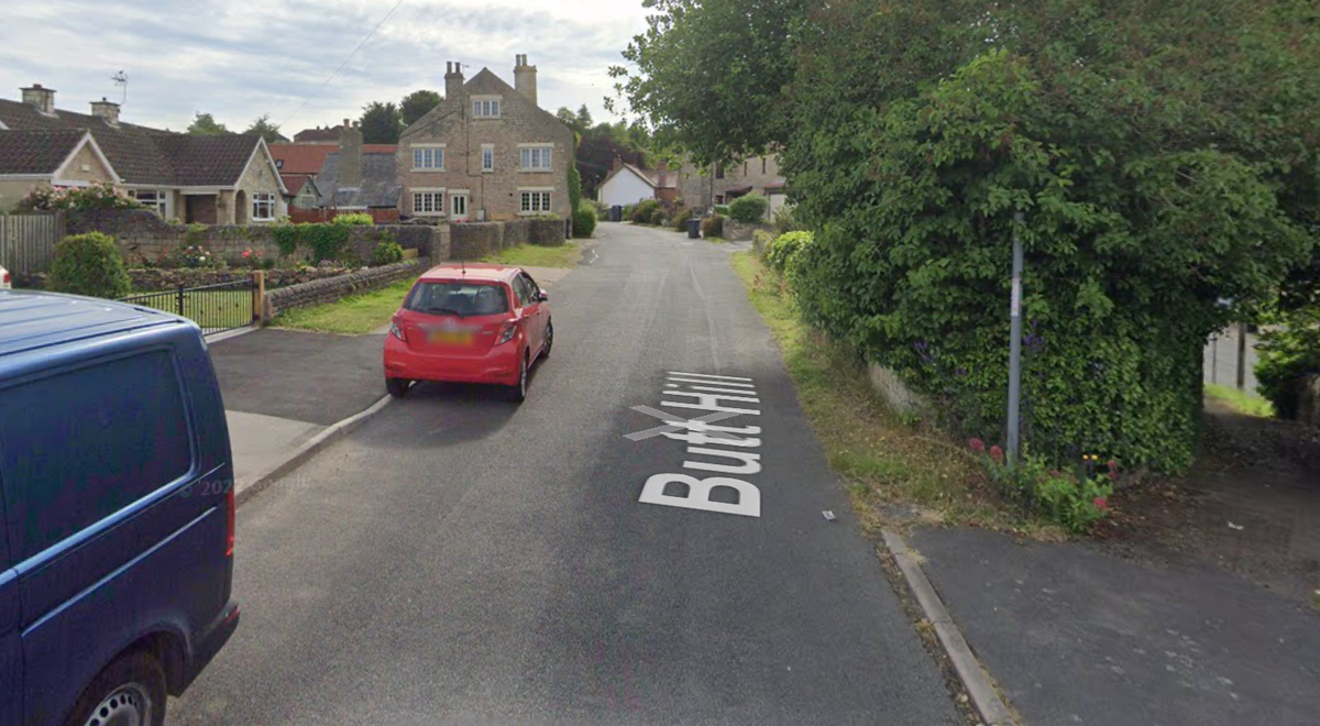 Woman arrested on suspicion of murder after body found in alleyway Woman arrested on suspicion of murder after body found in alleyway