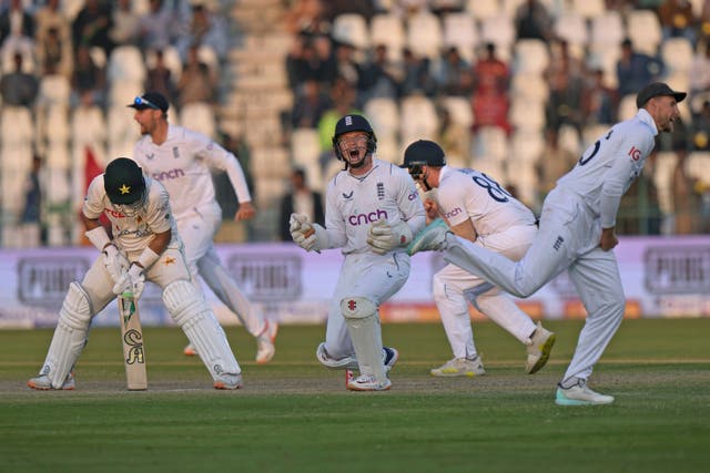 England are still on course for victory (Anjum Naveed/AP)
