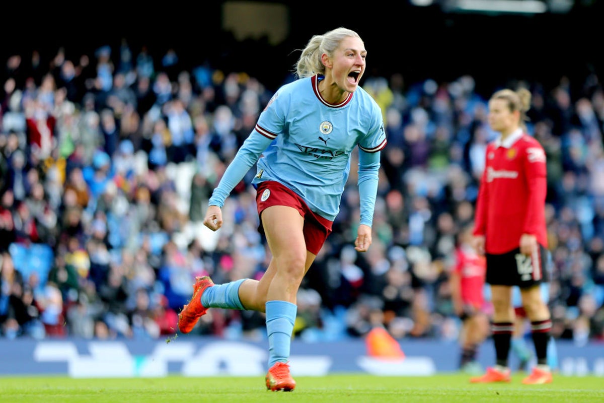 Man City fight back to earn draw with Man United as WSL derby packs out Etihad Stadium