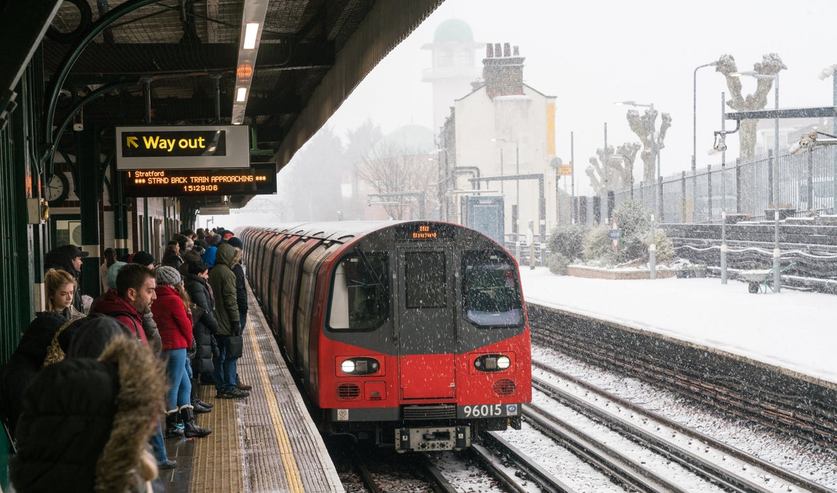 Are Tubes running during the snow?