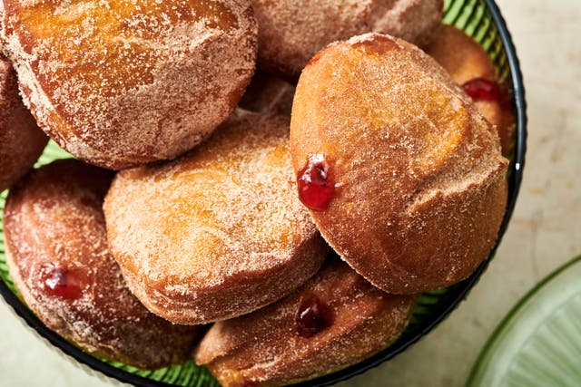 Food-Hanukkah-Jelly Doughnuts