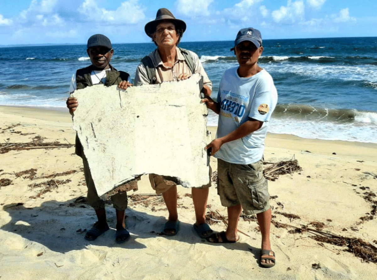 Debris find offers new clues to MH370 mystery