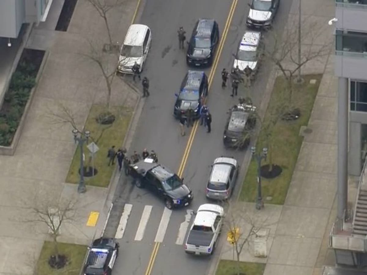 Armed standoff forces Washington county government campus into lockdown 