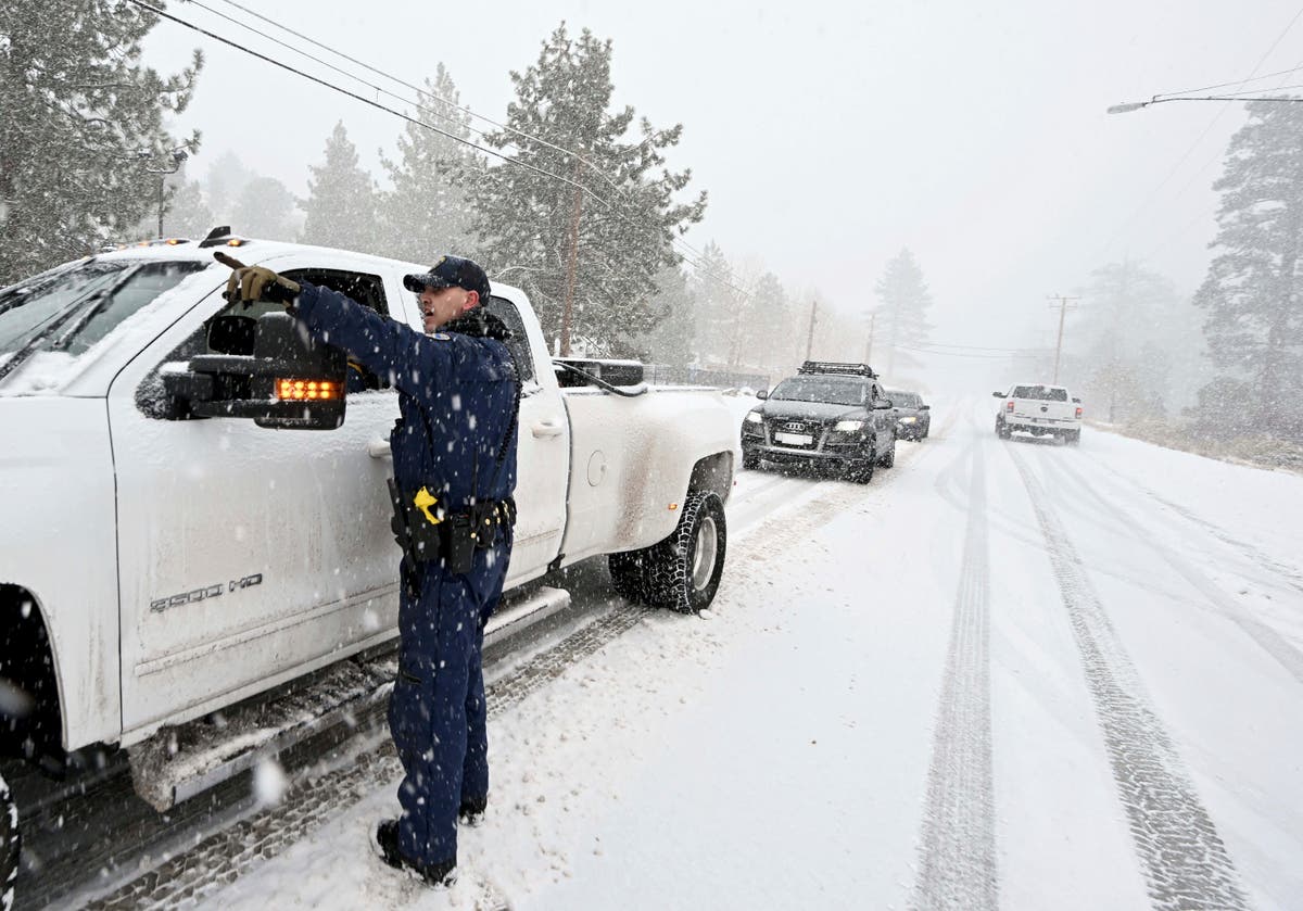 From blizzards to tornadoes, US braces for wild weather week