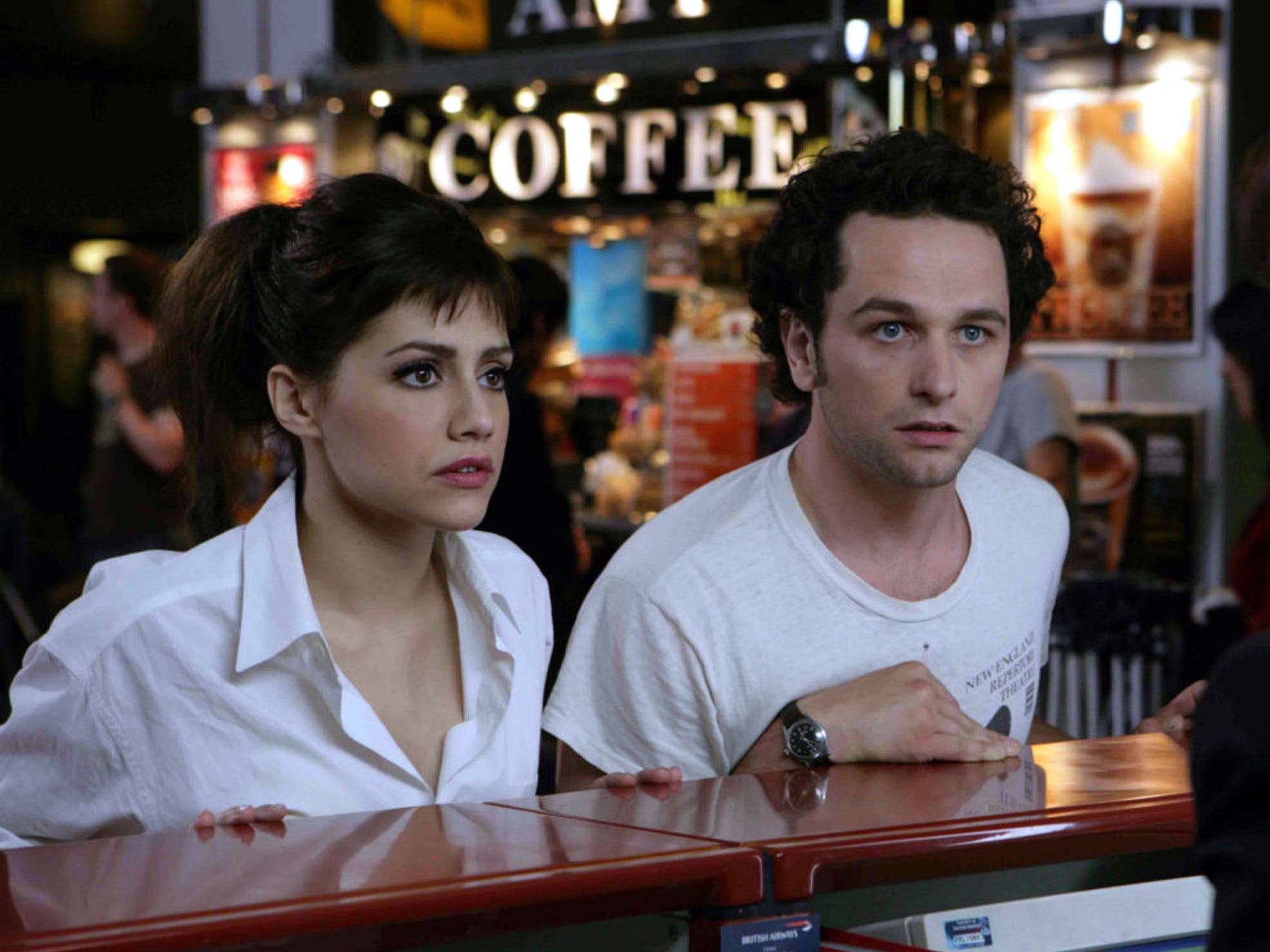 Brittany Murphy and Matthew Rhys in ‘Love and Other Disasters’