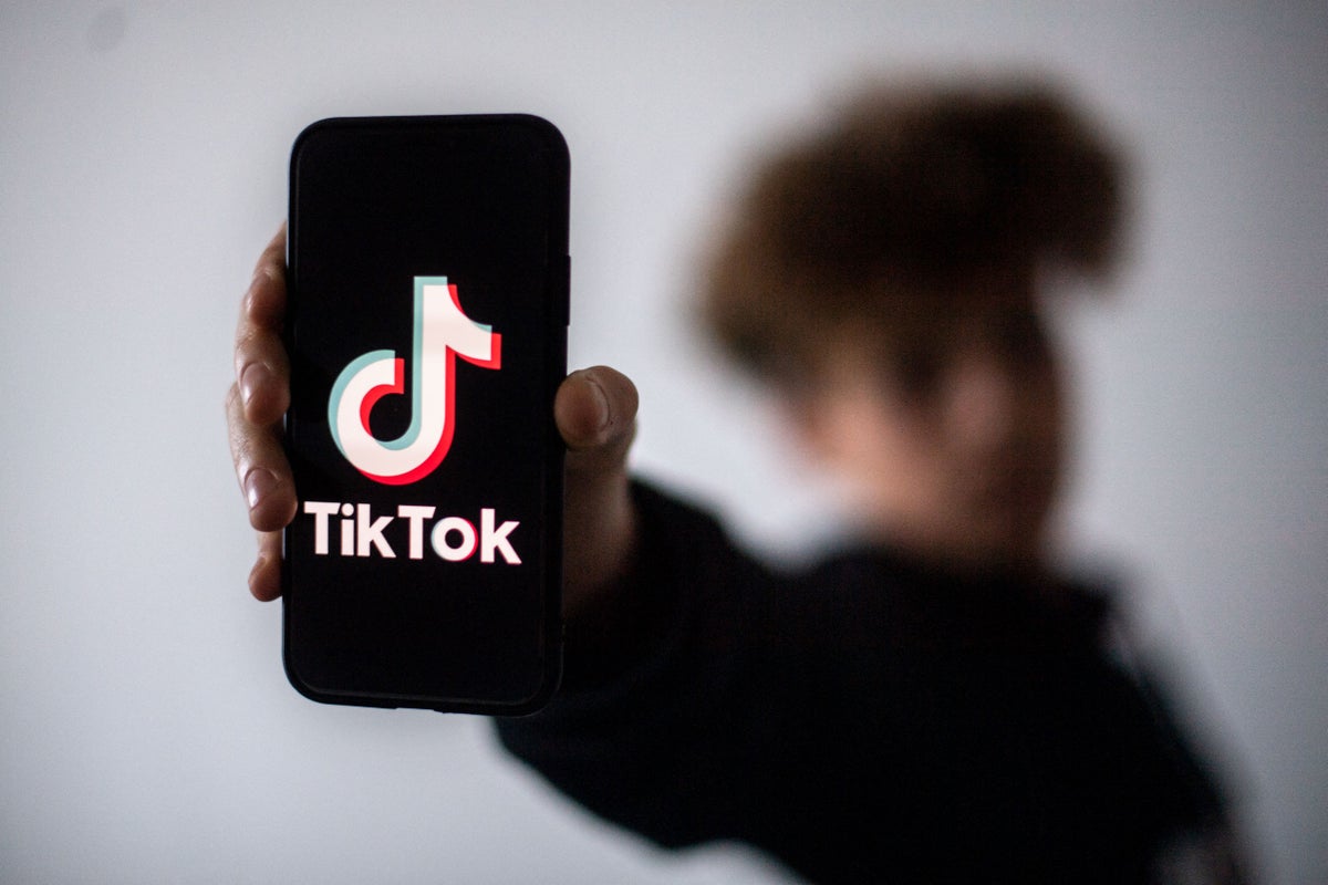 TikTok inches further into 's territory with a new horizontal full  screen mode