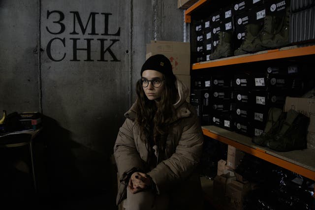Ukraine Russia War Equipping Women Fighters