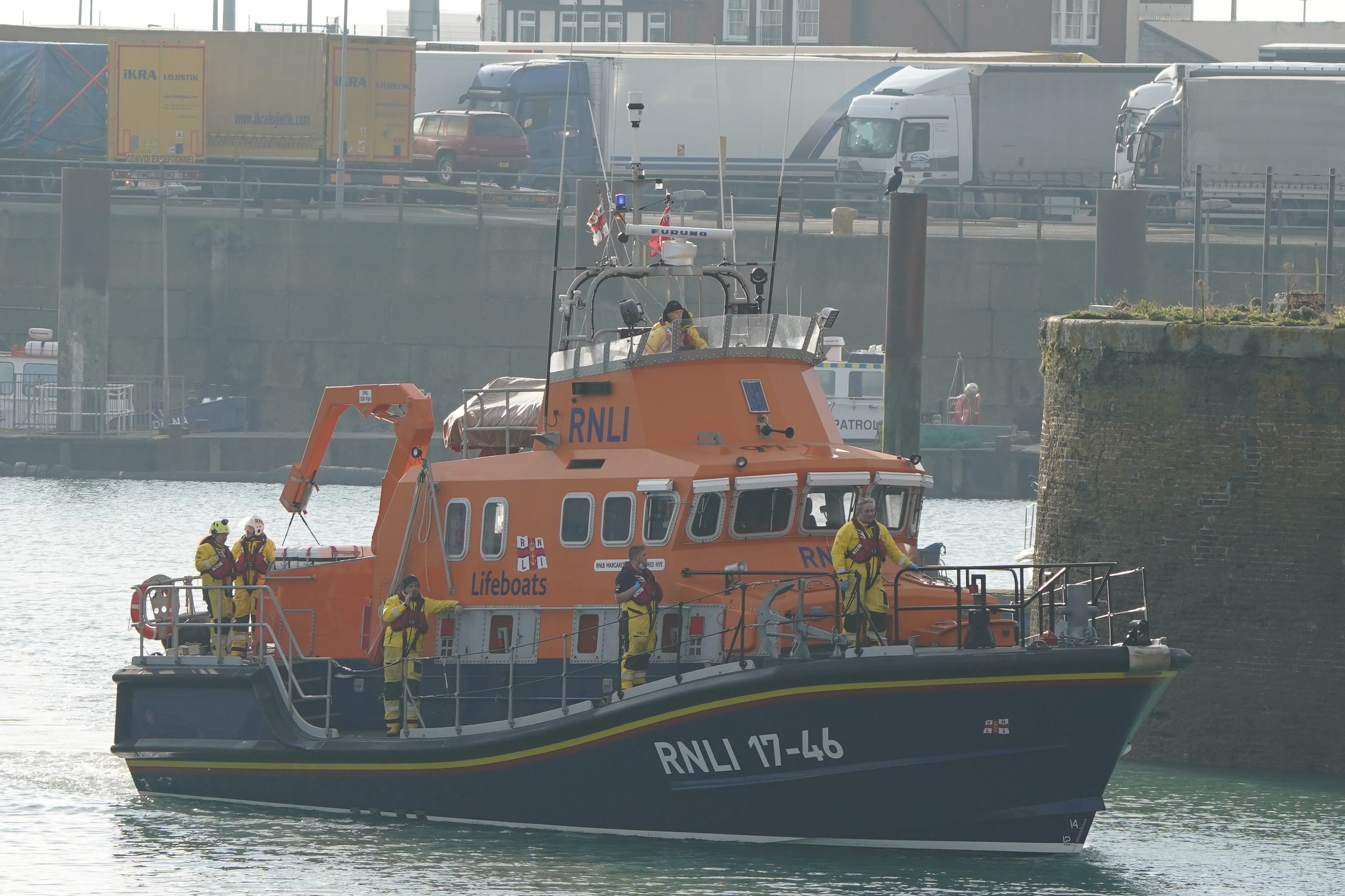 Lifeboat returns to the Port of Dover after a search and rescue operation